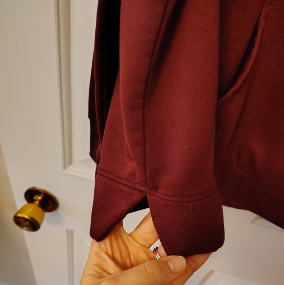 *5 for $20* Maroon hoodie - Picture 7 of 10